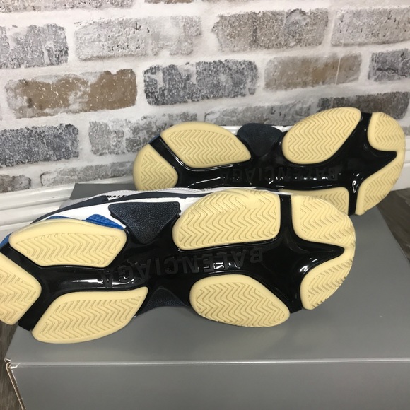 ❌SOLD Balenciaga triple S sneakers 39 women’s - Picture 6 of 11